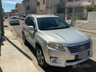 Usata Toyota RAV4 150 CV (110 kW) 2012 Grigio SUV