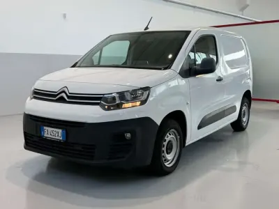 Usata Citroën Berlingo 99 CV (72 kW) 2019 Bianco Monovolume