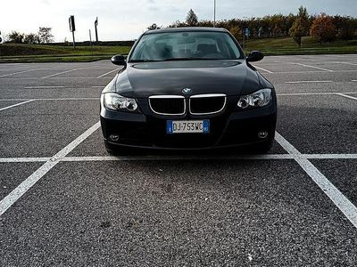 Usata BMW 320 Sport Line 163 CV (119 kW) 2007 Nero Berlina