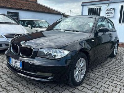 Usata BMW 118 143 CV (105 kW) 2007 Nero Utilitaria