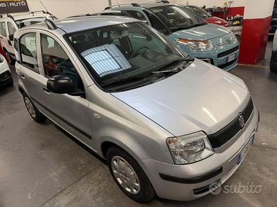 Usata Fiat Panda Emotion 69 CV (50 kW) 2011 Grigio Utilitaria
