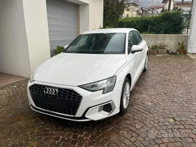 Usata Audi A3 Business 150 CV (110 kW) 2023 Bianco Berlina