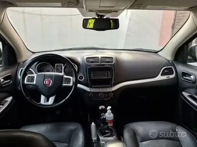 Usata Fiat Freemont Urban 170 CV (125 kW) 2011 Nero SUV