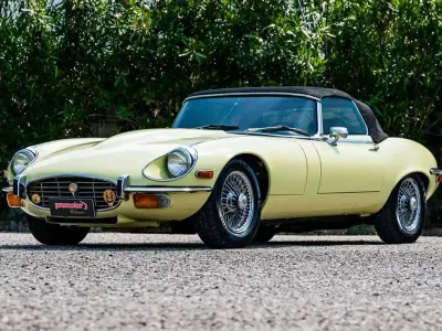 Usata Jaguar E-Type 272 CV (200 kW) 1973 Primrose yellow Cabrio