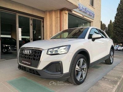 Usata Audi Q2 Admired 150 CV (110 kW) 2021 Bianco SUV