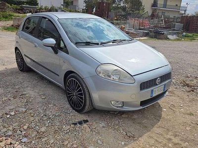 Usata Fiat Grande Punto Dynamic 90 CV (66 kW) 2006 Argento Utilitaria