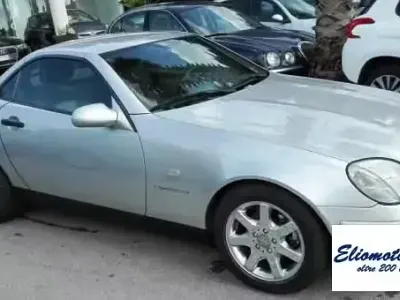 Usata Mercedes SLK200 192 CV (141 kW) 1999 Argento Cabrio