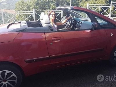 Usata Mitsubishi Colt 109 CV (80 kW) 2009 Rosso Cabrio