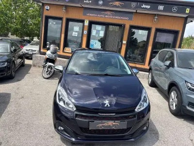 Usata Peugeot 208 GT-line 110 CV (80 kW) 2018 Other Utilitaria