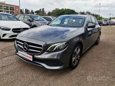 Usata Mercedes E200 150 CV (110 kW) 2019 Grigio Station wagon
