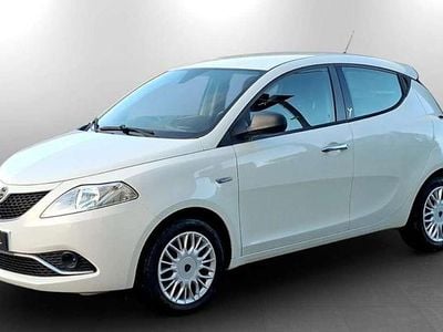 Gebraucht Lancia Ypsilon Silver 69 PS (50 kW) 2016 Weiß Kleinwagen