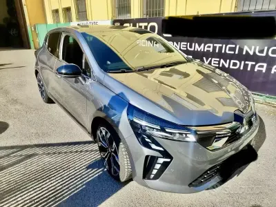 Usata Mitsubishi Colt Intense 91 CV (66 kW) 2024 Grigio Utilitaria