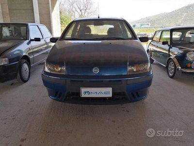 Usata Fiat Punto 60 CV (44 kW) 2000 Blu Utilitaria