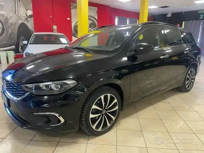 Usata Fiat Tipo S 120 CV (88 kW) 2018 Nero Station wagon
