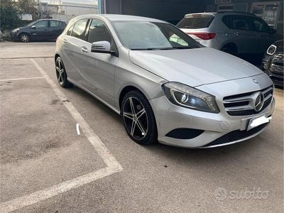 Usata Mercedes A180 2015 Grigio Monovolume