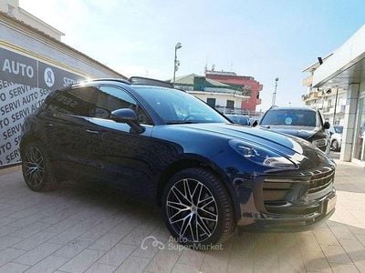 Usata Porsche Macan 265 CV (194 kW) 2022 Blu SUV