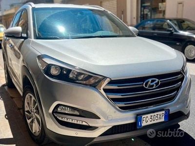 Grigio Usata 2017 Hyundai Tucson Xpossible SUV | 16.200 € (Cara)