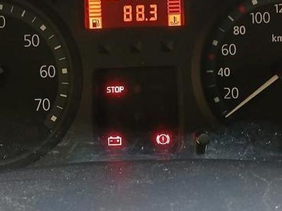 Usata Renault Clio II 58 CV (42 kW) 2004 Grigio Berlina