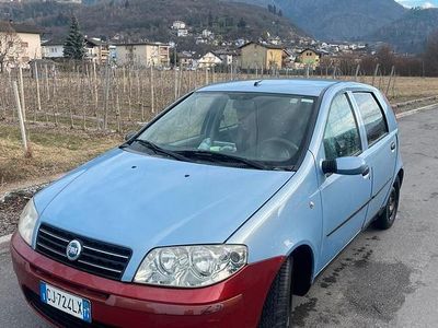 Usata Fiat Punto 86 CV (63 kW) 2003 Blu Coupé