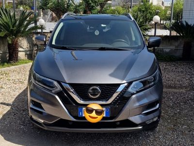 Usata Nissan Qashqai N-Connecta 131 CV (96 kW) 2018 Grigio SUV