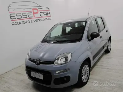 Begagnad Fiat Panda Lounge 69 HK (50 kW) 2018 Grå Halvkombi