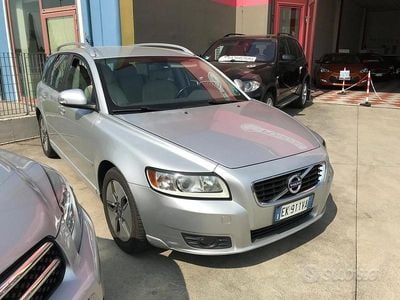 Usata Volvo V50 109 CV (80 kW) 2011 Grigio Station wagon