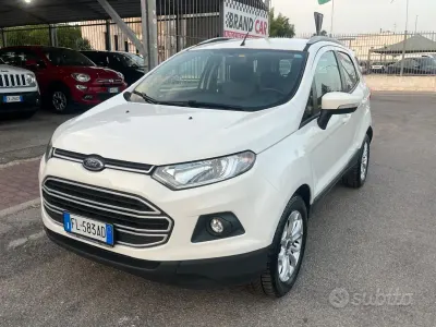 Usata Ford Ecosport Titanium 125 CV (91 kW) 2017 Bianco SUV