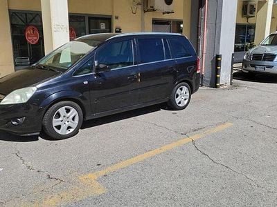 Usata Opel Zafira 2008 Nero Monovolume