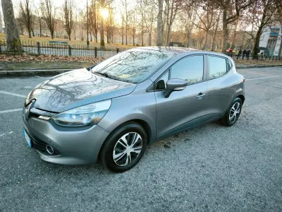 Usata Renault Clio IV 72 CV (52 kW) 2015 Grigio Berlina