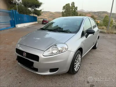 Usata Fiat Grande Punto S 69 CV (50 kW) 2012 Grigio Utilitaria