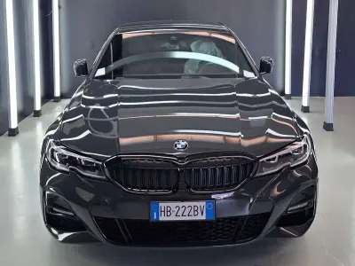 Usata BMW 330e M Sport 292 CV (214 kW) 2021 Grigio Berlina