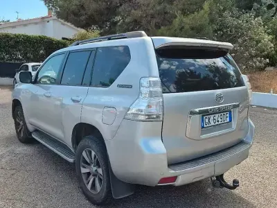 Usata Toyota Land Cruiser 190 CV (139 kW) 2012 Grigio Station wagon