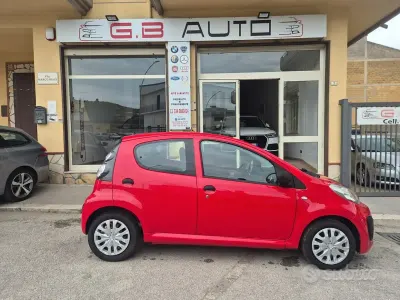 Usata Citroën C1 68 CV (50 kW) 2013 Rosso Utilitaria