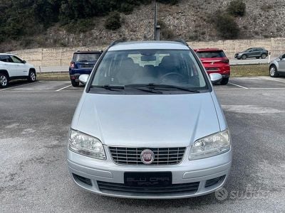 Usata Fiat Idea Dynamic 120 CV (88 kW) 2011 Grigio Monovolume