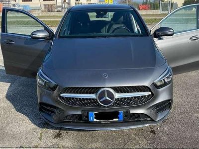 Usata Mercedes B250e Premium 160 CV (117 kW) 2021 Grigio Monovolume