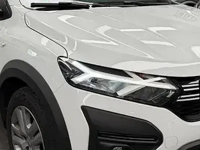 Usata Dacia Sandero Comfort 91 CV (66 kW) 2022 Nero Utilitaria