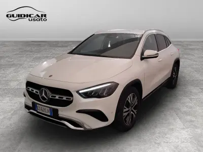 Usata Mercedes GLA180 Advanced 116 CV (85 kW) 2023 Bianco SUV