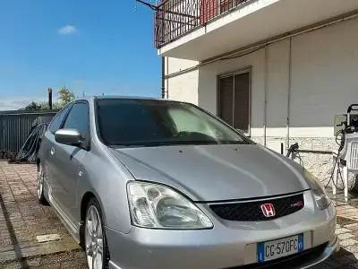 Usata Honda Civic Type R 200 CV (147 kW) 2003 Berlina