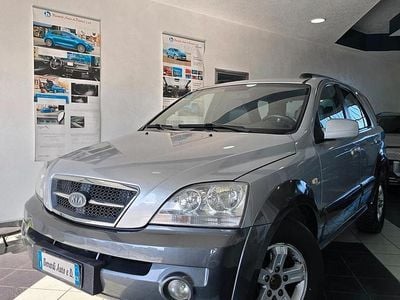 Begagnad Kia Sorento Active 140 HK (102 kW) 2005 Grå SUV