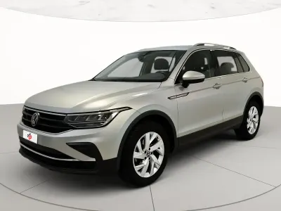 Usata VW Tiguan Life 150 CV (110 kW) 2022 Reflex silver metallizzato SUV