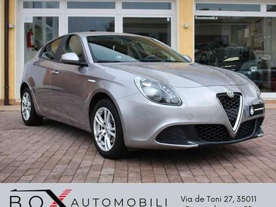 Usata Alfa Romeo Giulietta Business 120 CV (88 kW) 2017 Gray Utilitaria