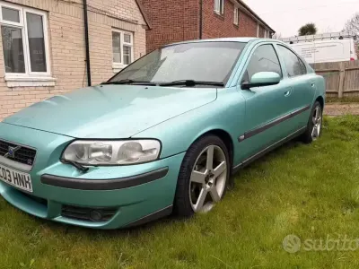 Usata Volvo S60 299 CV (219 kW) 2003 Verde Berlina