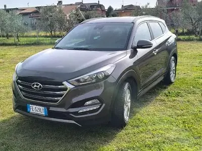 Usata Hyundai Tucson 116 CV (85 kW) 2017 Grigio SUV