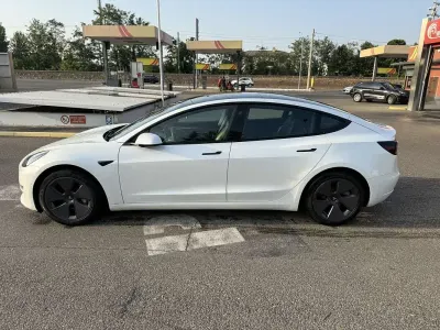 Usata Tesla Model 3 152 kW (208 CV) 2021 Berlina