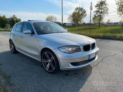 Usata BMW 118 M Sport 143 CV (105 kW) 2009 Grigio Utilitaria