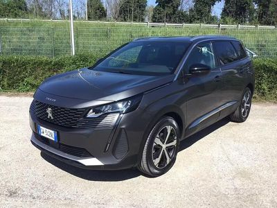 Usata Peugeot 5008 Allure 131 CV (96 kW) 2024 Grigio SUV