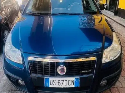 Usata Fiat Sedici Dynamic 120 CV (88 kW) 2008 Blu SUV