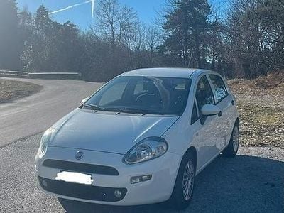 Usata Fiat Punto 69 CV (50 kW) 2016 Bianco Utilitaria