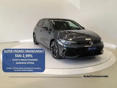 Nuova VW Golf VIII R-line Plus 150 CV (110 kW) 2026 Grigio scuro