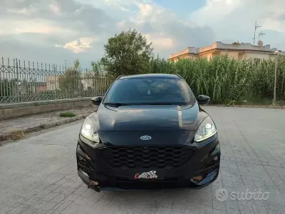 Usata Ford Kuga ST-Line 120 CV (88 kW) 2023 Nero SUV